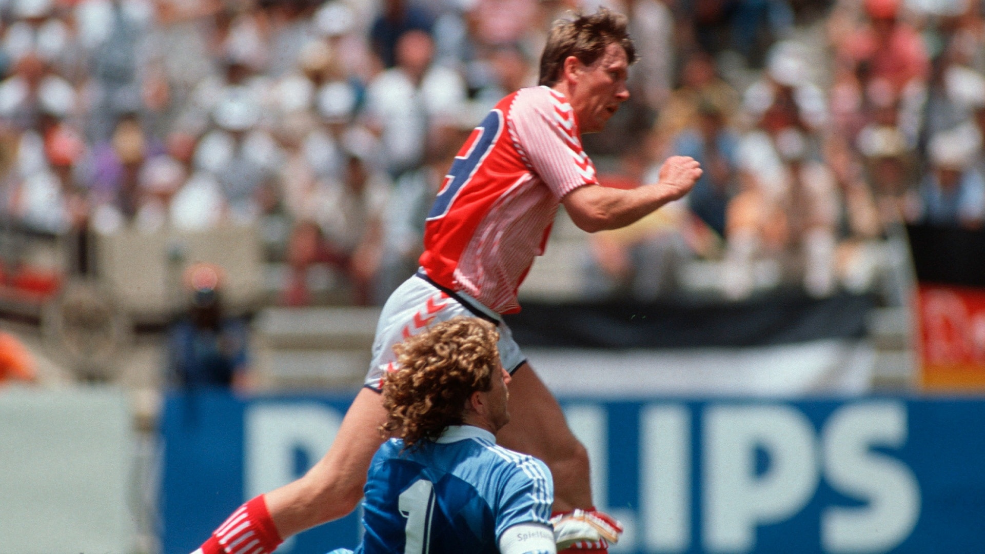 Das Tor von John Eriksen 62' | Dänemark - Bundesrepublik Deutschland | FIFA Fussball-Weltmeisterschaft Mexico 1986™