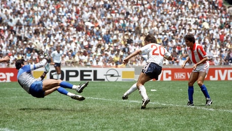 Le but de Peter Beardsley 56' | Angleterre - Paraguay | Coupe du Monde de la FIFA, Mexique 1986™