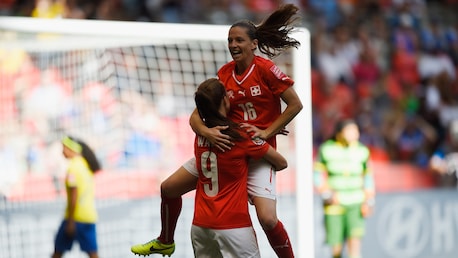 Il gol di Fabienne Humm al 48' | Svizzera - Ecuador | Coppa del Mondo Femminile FIFA, Canada 2015