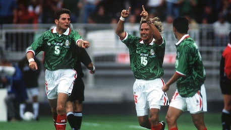 Gol de Luis Hernández 75' | República de Corea vs México | Copa Mundial de la FIFA Francia 1998™