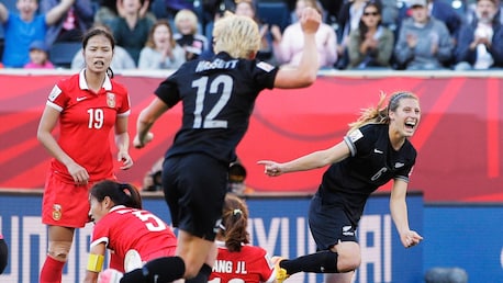 Gol de Rebekah Ashley Stott 27' | RP China vs Nueva Zelanda | Copa Mundial Femenina de la FIFA Canadá 2015™