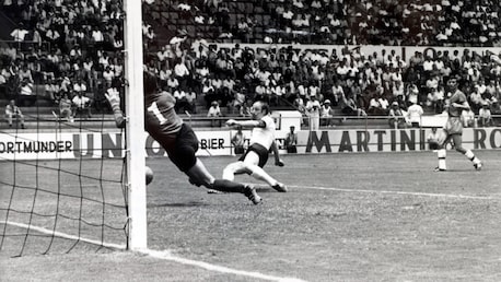 Gol de Uwe Seeler 70' | República Federal de Alemania vs Bulgaria | Copa Mundial de la FIFA México 1970™