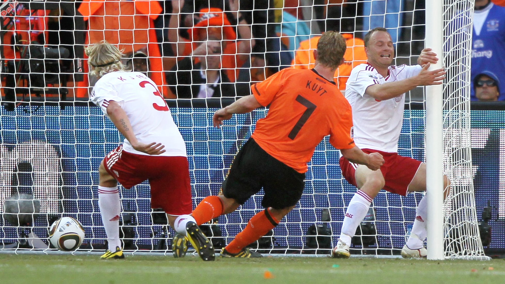 Gol de Dirk Kuyt 84' | Países Bajos vs Dinamarca | Copa Mundial de la FIFA Sudáfrica 2010™
