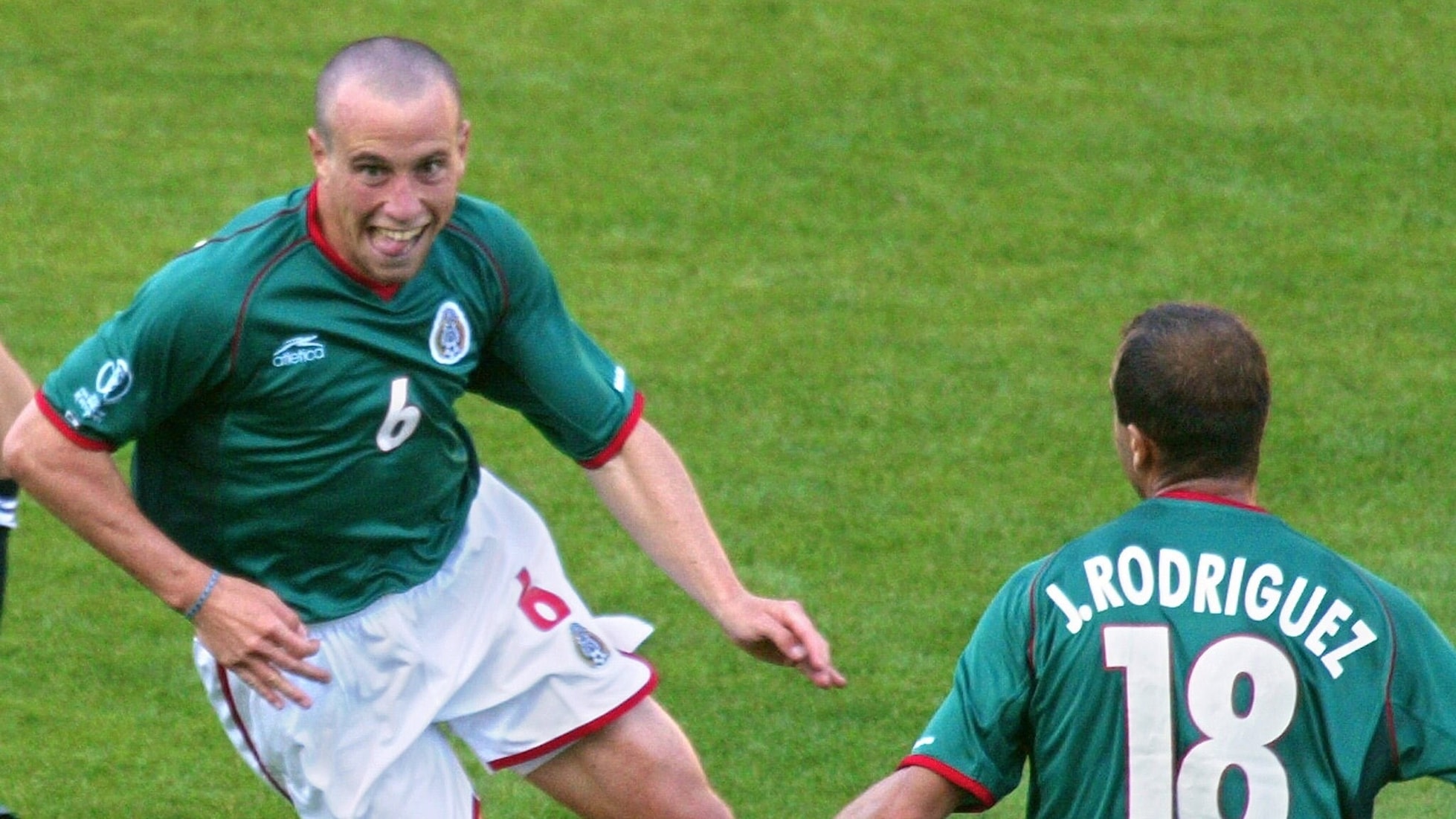 Gol de Gerardo Torrado 57' | México vs Ecuador | Copa Mundial de la FIFA Corea/Japón 2002™