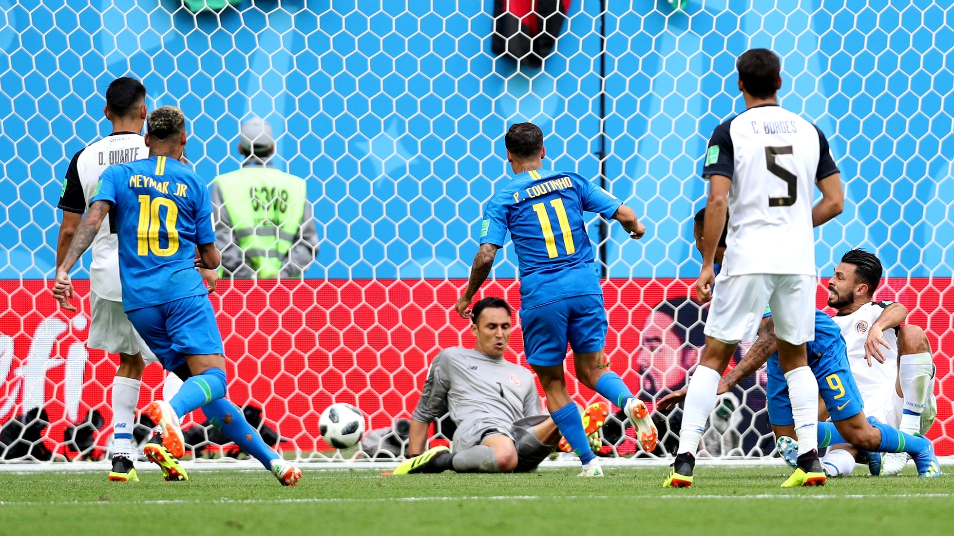 Le but de Philippe Coutinho 90'+1' | Brésil - Costa Rica | Coupe du Monde de la FIFA, Russie 2018™