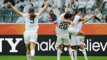 Il gol di Lauren Holiday al 8' | Francia - USA | Coppa del Mondo Femminile FIFA, Germania 2011