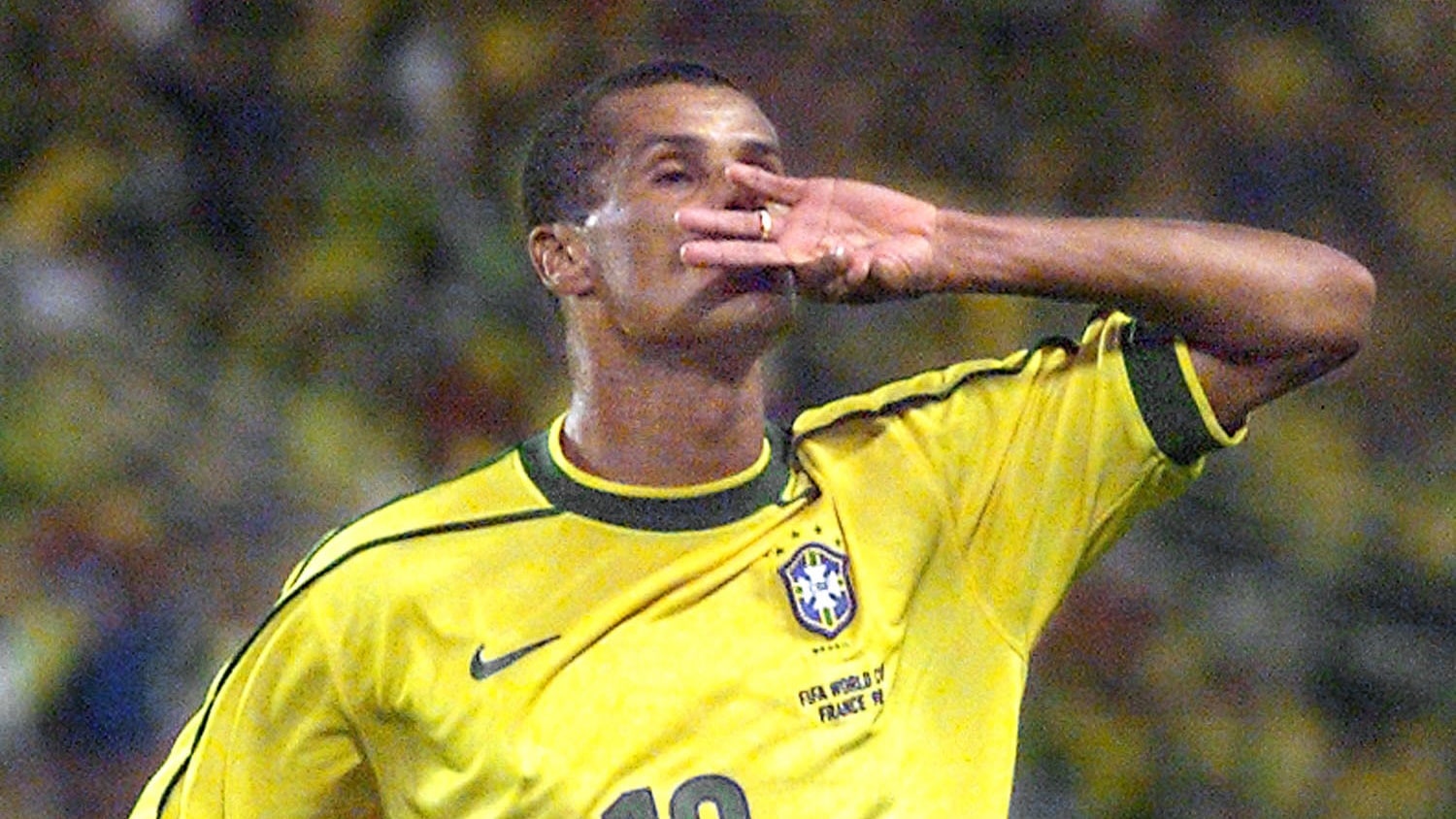 Gol de Rivaldo 25' | Brasil vs Dinamarca | Copa Mundial de la FIFA Francia 1998™