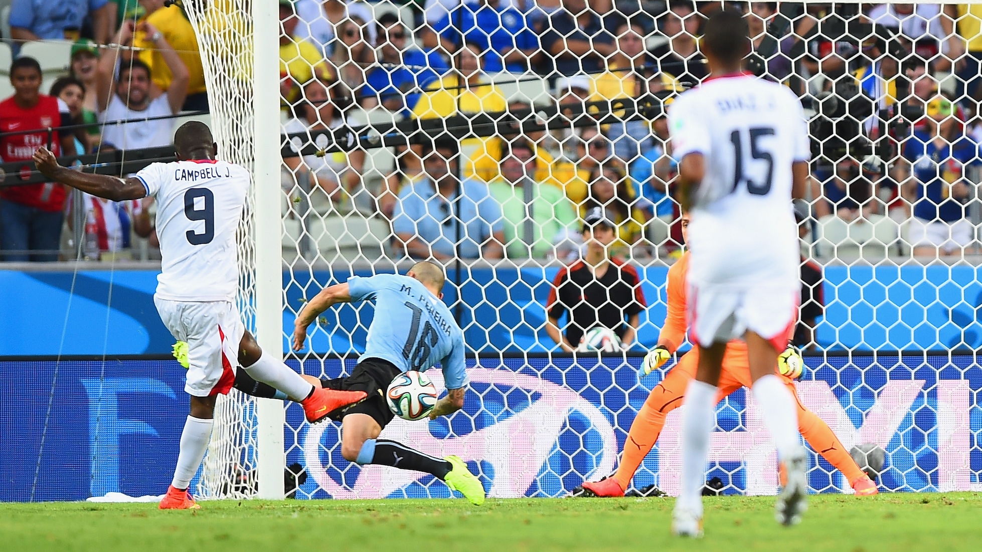 Das Tor von Joel Campbell 53' | Uruguay - Costa Rica | FIFA Fussball-Weltmeisterschaft Brasilien 2014™