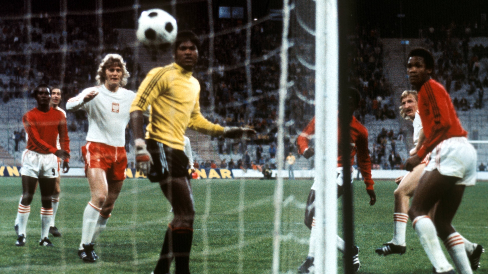 Le but de Andrzej Szarmach 30' | Haïti - Pologne | Coupe du Monde de la FIFA, Allemagne 1974™