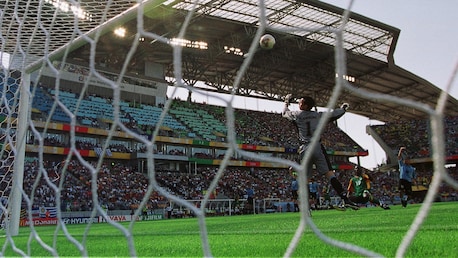 Le but de Papa Bouba Diop 26' | Sénégal - Uruguay | Coupe du Monde de la FIFA, Corée/Japon 2002™