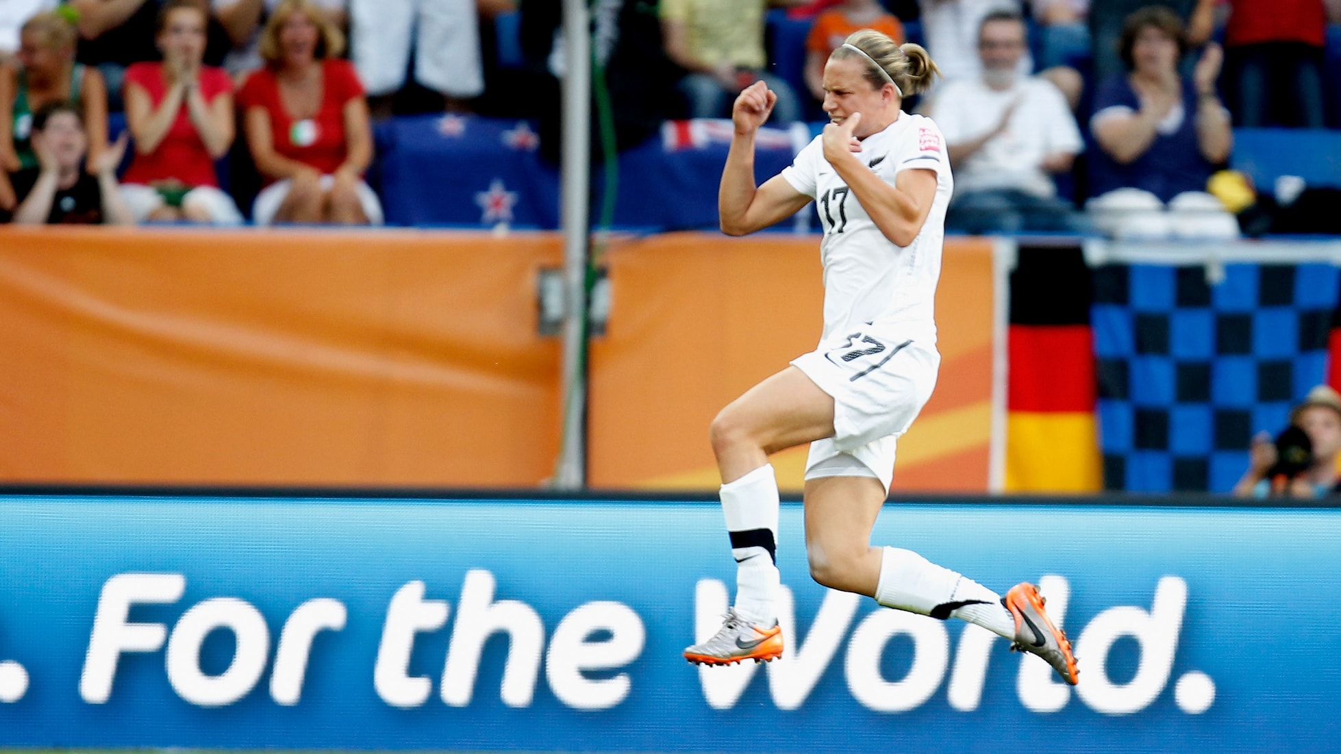 Das Tor von Hannah Wilkinson 90+3' | Neuseeland - Mexiko | FIFA Frauen-Weltmeisterschaft Deutschland 2011™