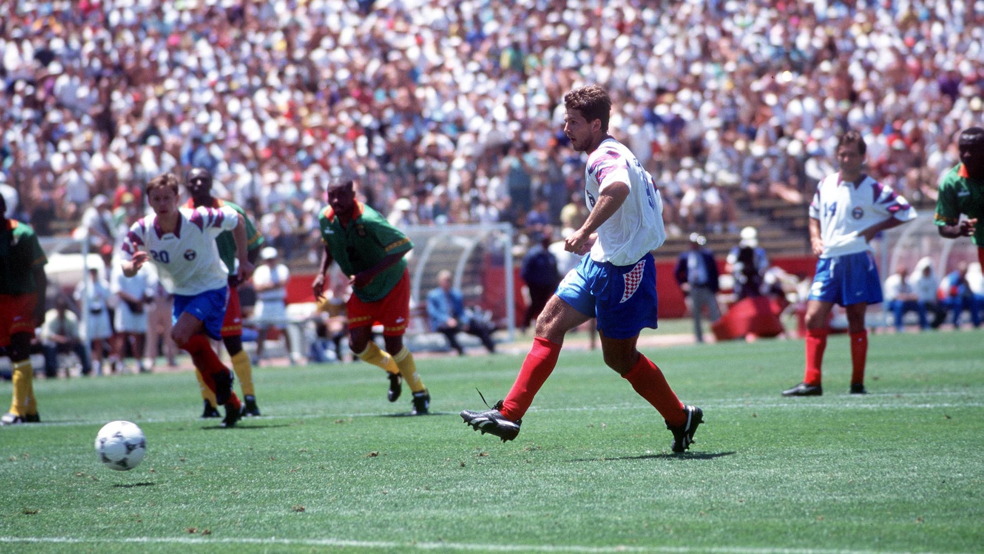 Oleg Salenko Goal 44' | Russia vs Cameroon | 1994 FIFA World Cup USA™