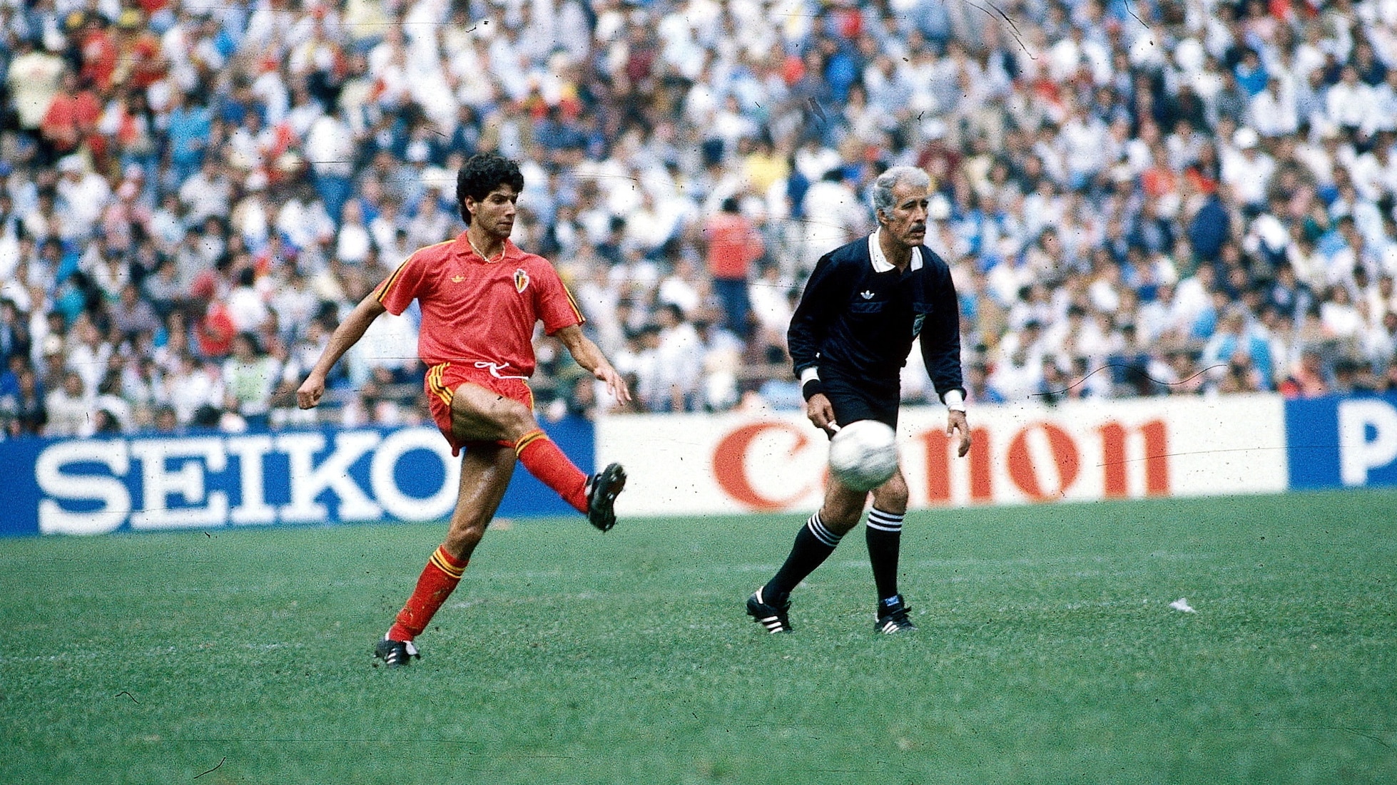 Enzo Scifo | Prêmio de Melhor Jogador Jovem | Copa do Mundo FIFA de 1986, no México