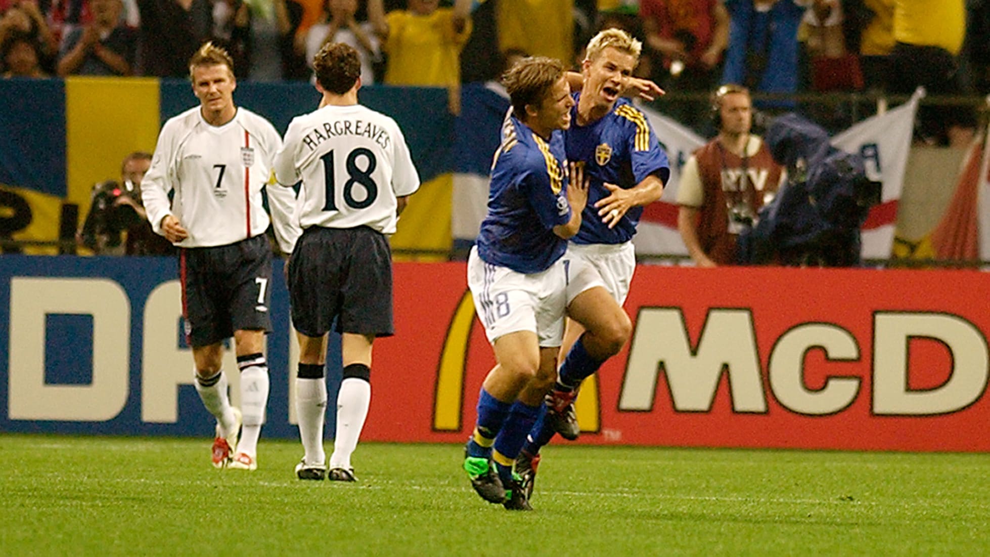 Das Tor von Jens Alexandersson 59' | England - Schweden | FIFA Fussball-Weltmeisterschaft Korea/Japan 2002™