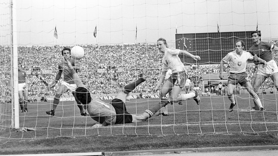 Andrzej Szarmach Goal 38' | Poland vs Italy | 1974 FIFA World Cup Germany™