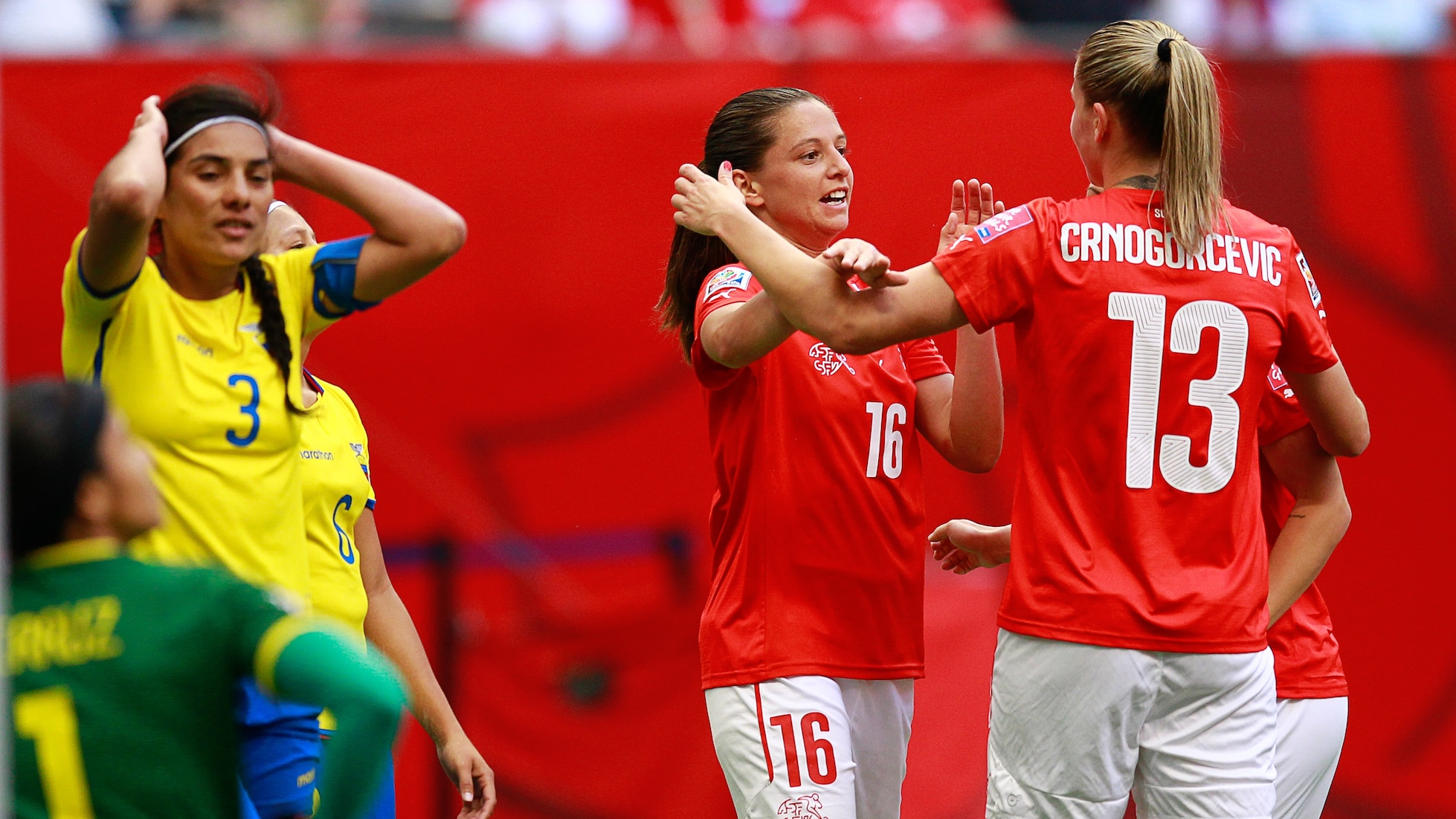 Das Tor von Fabienne Humm 46' | Schweiz - Ecuador | FIFA Frauen-Weltmeisterschaft Kanada 2015™