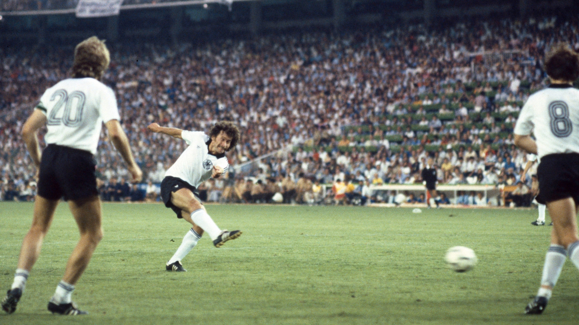 Gol di Paul Breitner 83' | Italia vs Germania FR | Coppa del Mondo FIFA Spagna 1982™