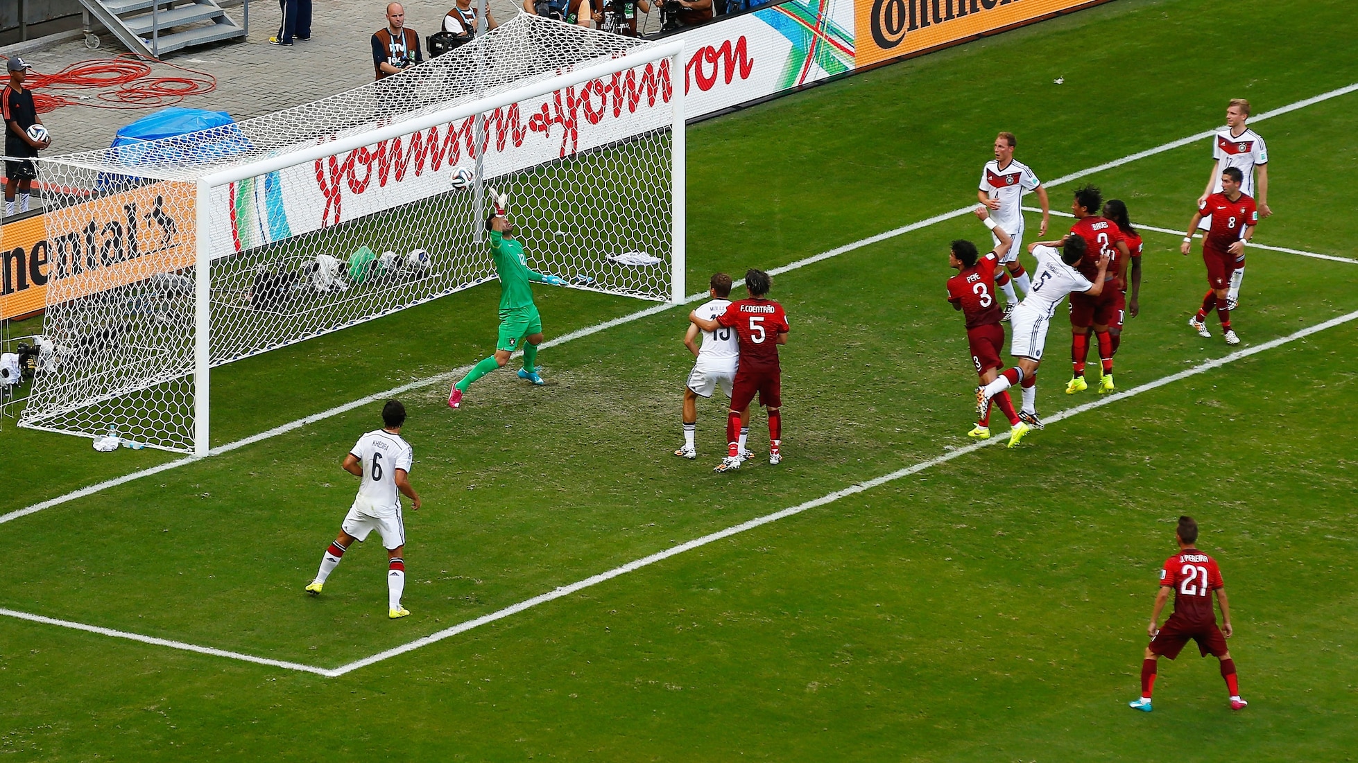 Mats Hummels Goal 31' | Germany v Portugal | 2014 FIFA World Cup Brazil™