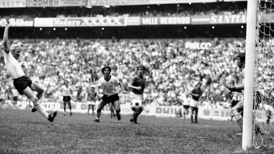 Karl-Heinz Schnellinger Goal 90' | Italy vs Germany FR | 1970 FIFA World Cup Mexico™