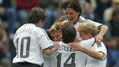 Sandra Minnert Goal 57' | Germany v Russia | FIFA Women's World Cup USA 2003™