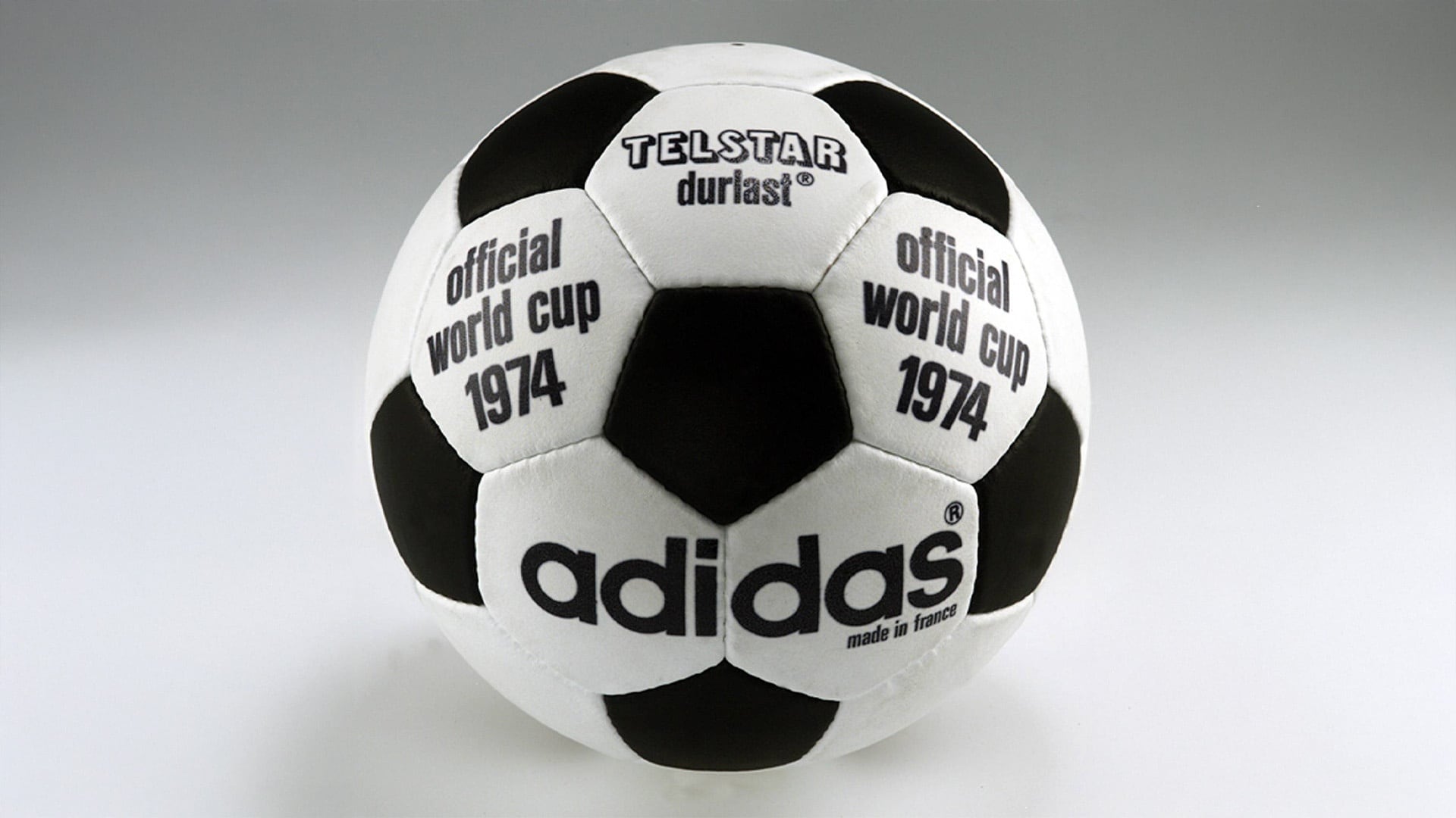 Le but de Johnny Rep 7' | Uruguay - Pays-Bas | Coupe du Monde de la FIFA, Allemagne 1974™