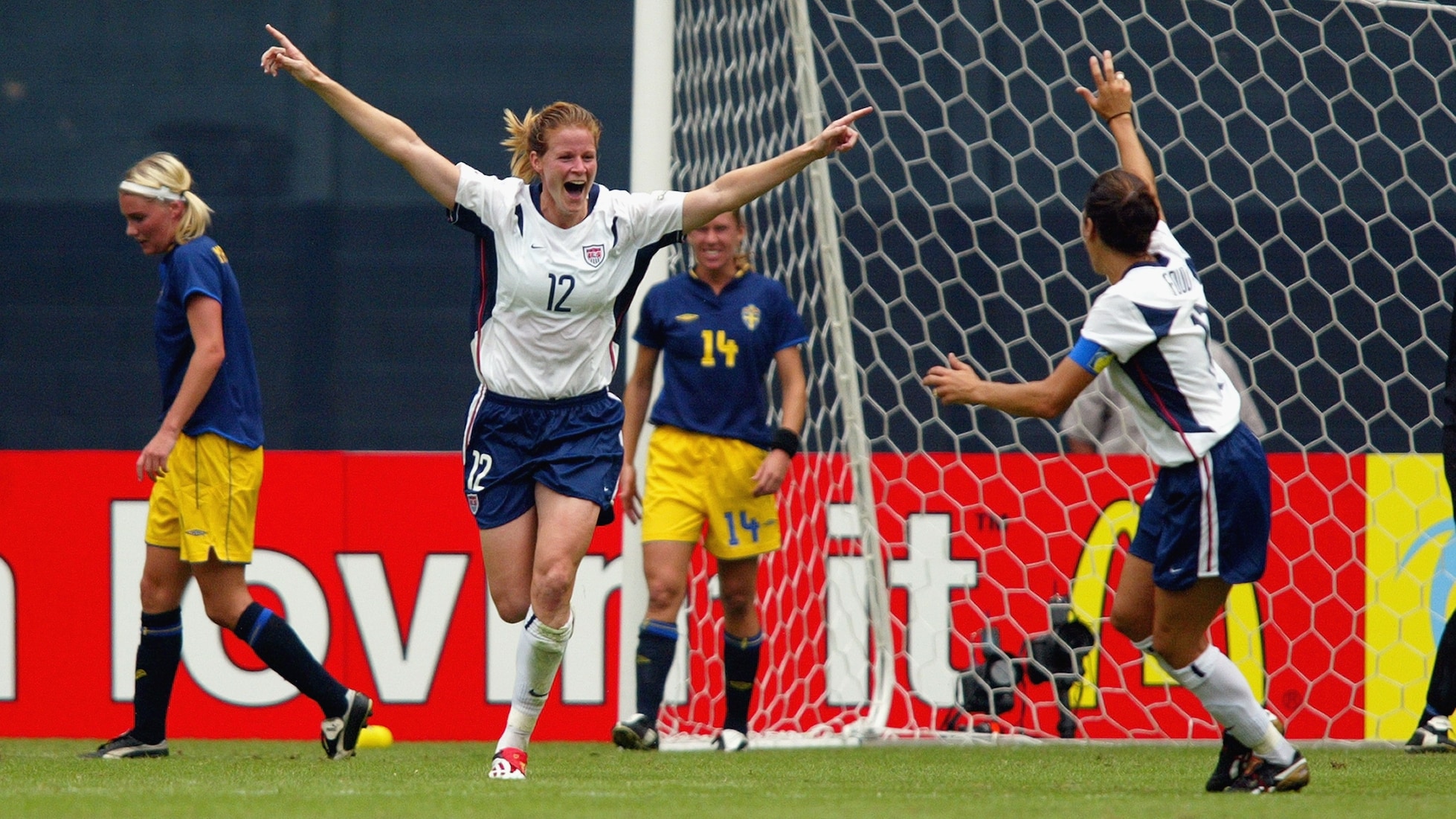 Gol de Cindy Parlow Cone 36' | EEUU vs Suecia | Copa Mundial del Fútbol Femenino de la FIFA EE UU 2003™