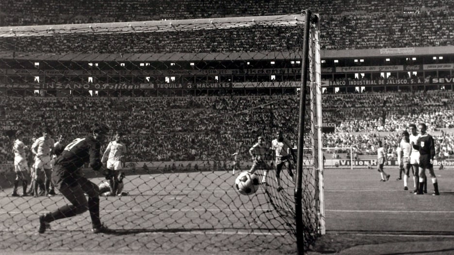 Il gol di Pelé al 19' | Brasile-Romania | Coppa del Mondo FIFA Messico 1970