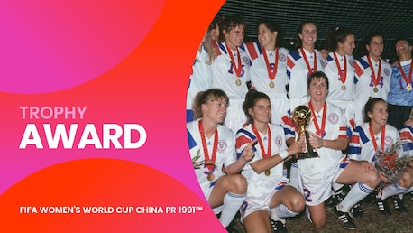 Trophy Award | FIFA Women's World Cup China PR 1991™