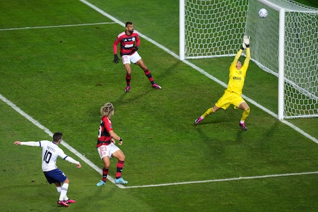 Il gol di Vietto al 70' per l'Al Hilal, decisivo per raggiungere la finale