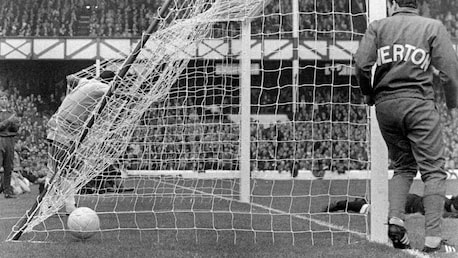 Gol de Garrincha 63' | Brasil vs Bulgaria | Copa Mundial de la FIFA Inglaterra 1966™