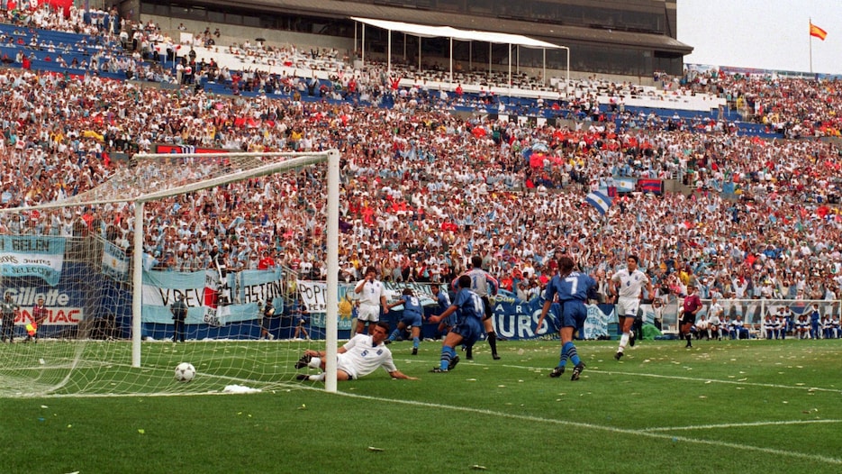 Gabriel Batistuta Goal 2' | Argentina vs Greece | 1994 FIFA World Cup USA™