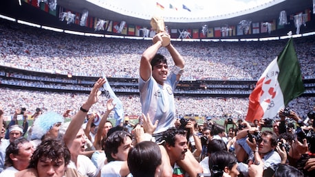 Présentation du trophée | Coupe du Monde de la FIFA, Mexique 1986™
