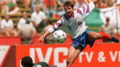 Gol de Oleg Salenko 41' | Rusia vs Camerún | Copa Mundial de la FIFA Estados Unidos 1994™