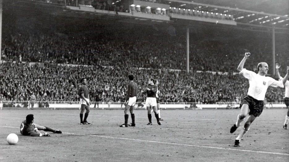 Le but de Bobby Charlton 31' | Angleterre - Portugal | Coupe du Monde de la FIFA, Angleterre 1966™