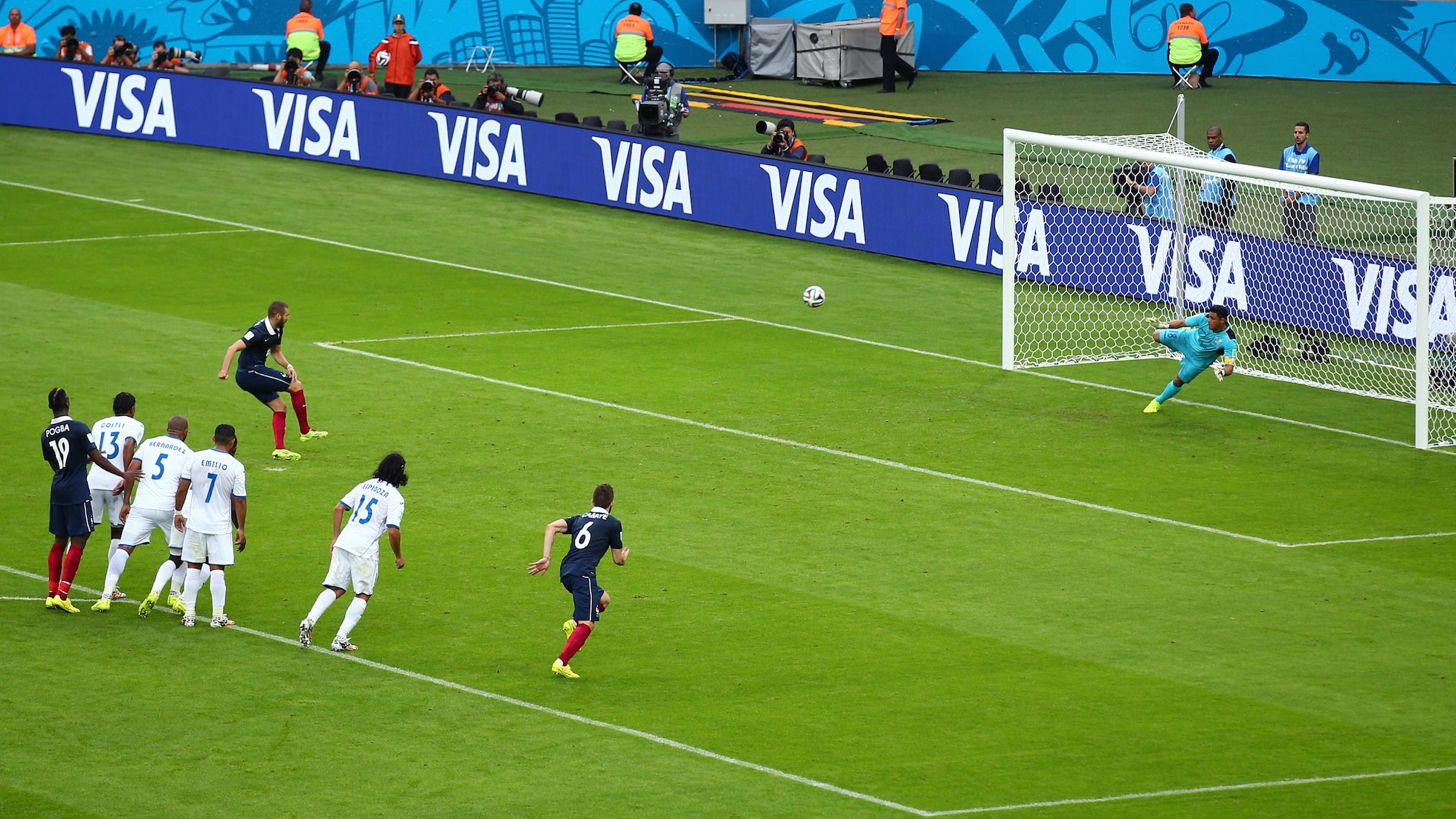 Le but de Karim Benzema 44' | France - Honduras | Coupe du Monde de la FIFA, Brésil 2014™