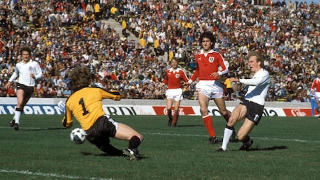 Gol de Karl-Heinz Rummenigge 19' | Austria vs República Federal de Alemania | Copa Mundial de la FIFA Argentina 1978™