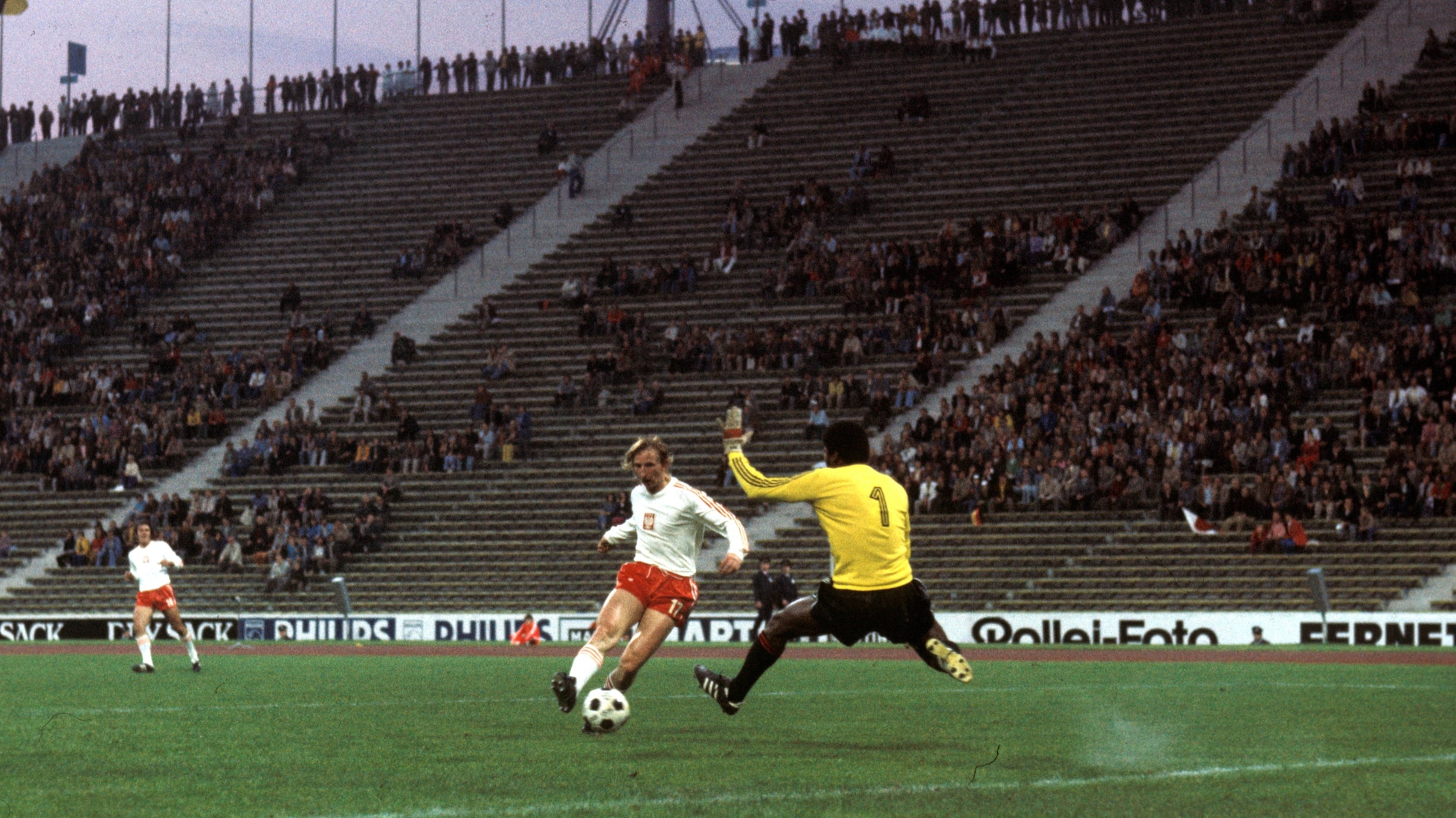 Le but de Andrzej Szarmach 50' | Haïti - Pologne | Coupe du Monde de la FIFA, Allemagne 1974™