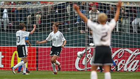 Kerstin Garefrekes Goal 85' | Germany v Russia | FIFA Women's World Cup USA 2003™