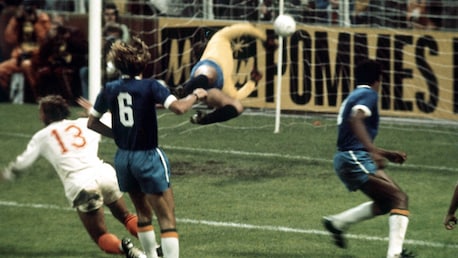 Le but de Johan Neeskens 50' | Pays-Bas - Brésil | Coupe du Monde de la FIFA, Allemagne 1974™