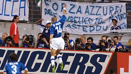 Gol de Luigi Di Biagio 7' | Italia vs Camerún | Copa Mundial de la FIFA Francia 1998™