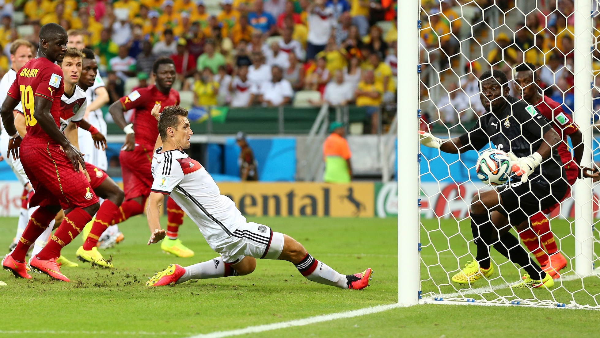 Das Tor von Miroslav Klose 70' | Deutschland - Ghana | FIFA Fussball-Weltmeisterschaft Brasilien 2014™