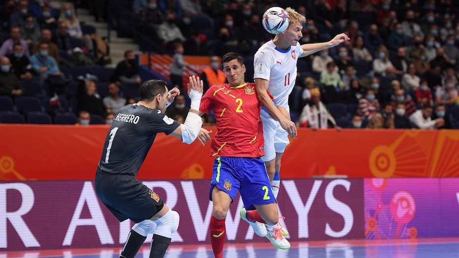 Spain v Czech Republic | Round of 16 | FIFA Futsal World Cup Lithuania 2021™ | Highlights