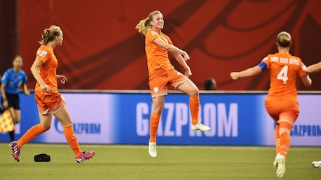 Das Tor von Kirsten Van De Ven 86' | Niederlande - Kanada | FIFA Frauen-Weltmeisterschaft Kanada 2015™
