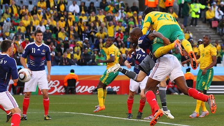 Das Tor von Bongani Khumalo 19' | Frankreich - Südafrika | FIFA Fussball-Weltmeisterschaft Südafrika 2010™