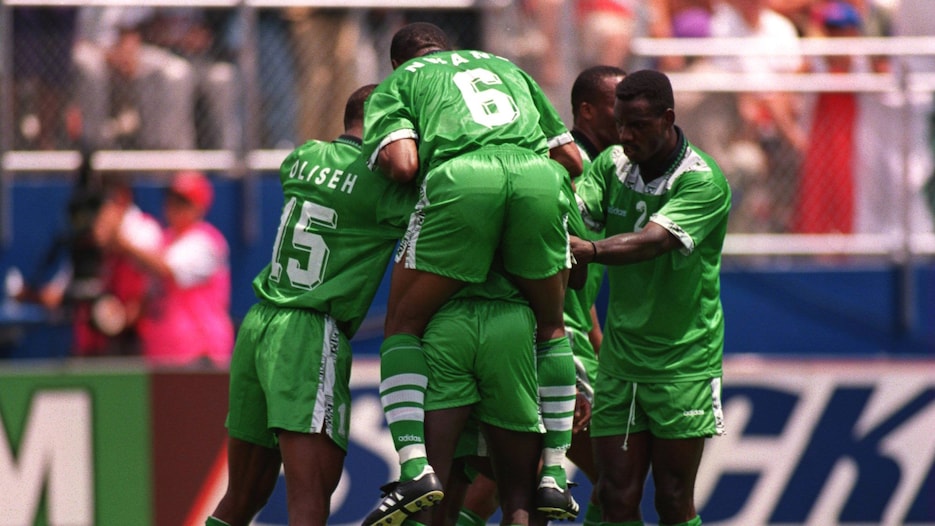 Le but de Emmanuel Amunike 25' | Nigeria - Italie | Coupe du Monde de la FIFA, États-Unis 1994™