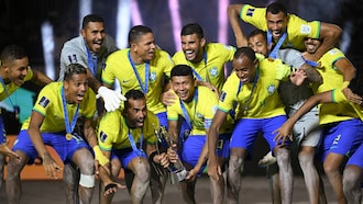 Lever du trophée | Coupe du Monde de Beach Soccer de la FIFA, É.A.U. Dubaï 2024™