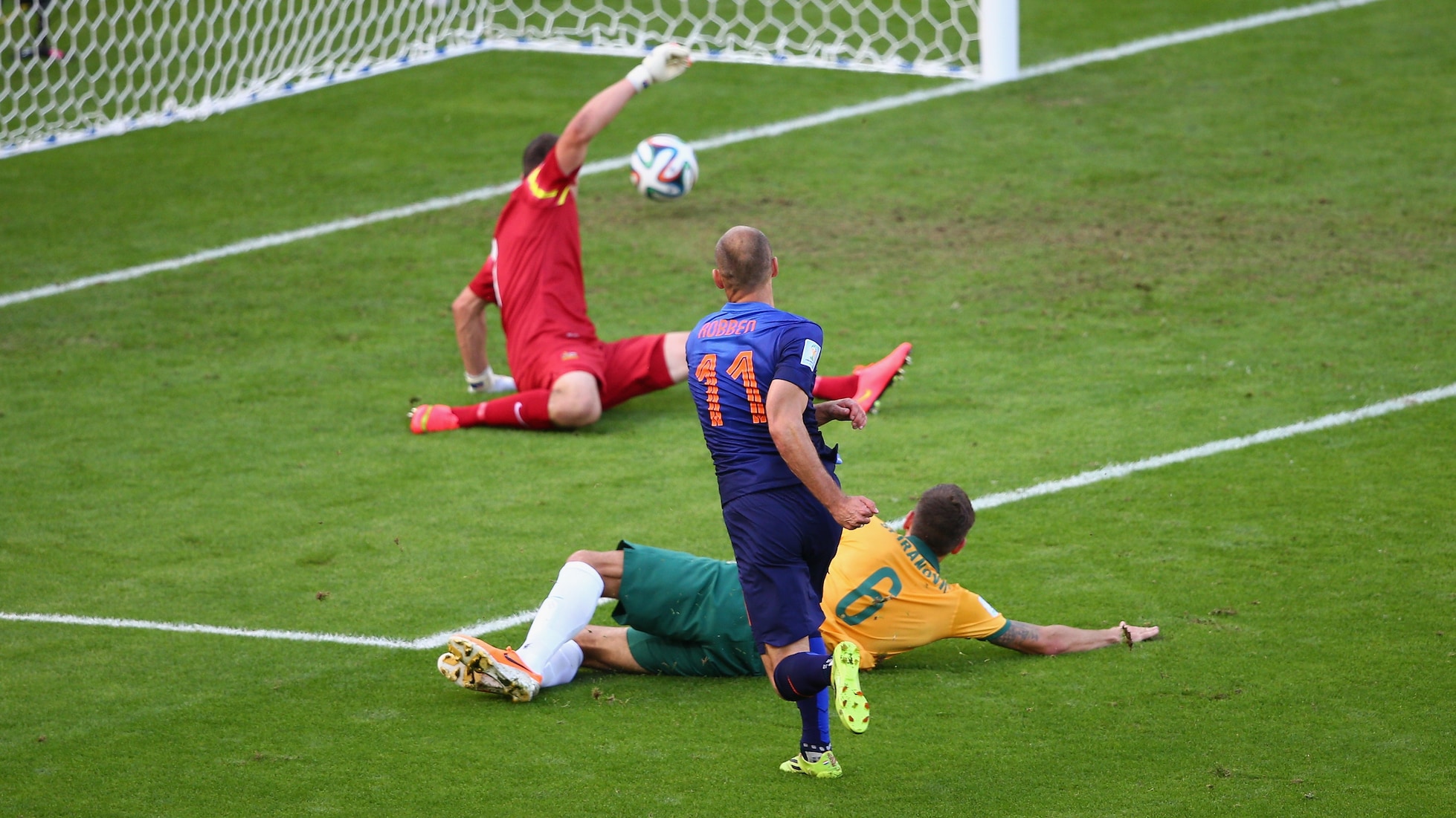 Le but de Arjen Robben 19' | Australie - Pays-Bas | Coupe du Monde de la FIFA, Brésil 2014™