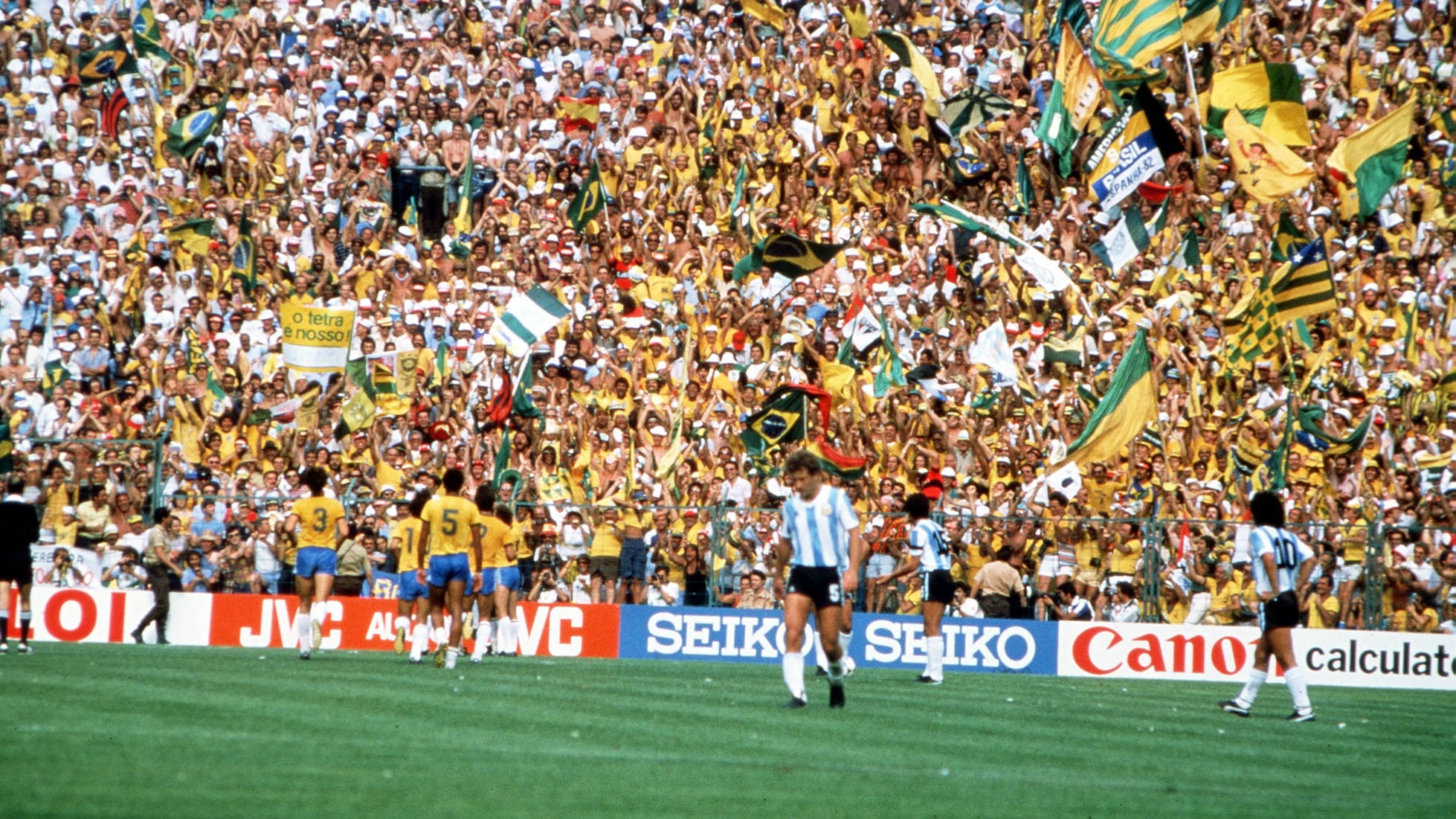 Gol de Serginho Chulapa 67' | Argentina vs Brasil | Copa Mundial de la FIFA España 1982™