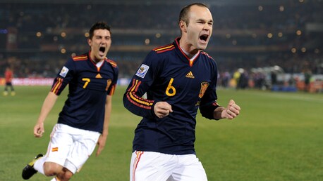 Le but de Andres Iniesta 36' | Chili - Espagne | Coupe du Monde de la FIFA, Afrique du Sud 2010™
