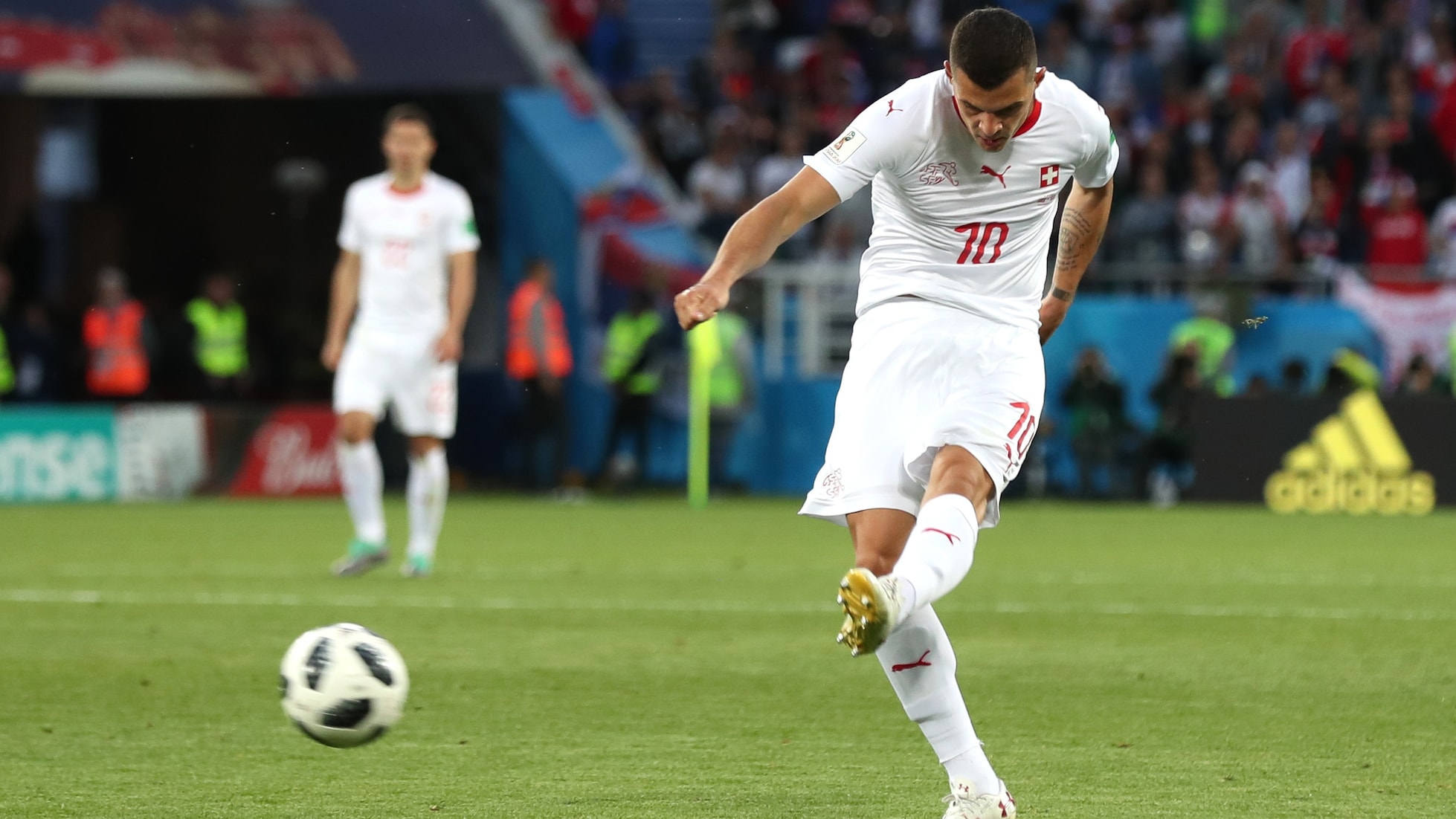 Granit Xhaka Goal 52' | Serbia v Switzerland | 2018 FIFA World Cup Russia™